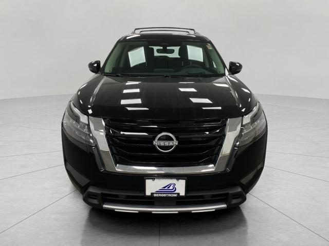 2025 Nissan Pathfinder Vehicle Photo in Appleton, WI 54913