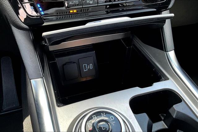 2024 Ford Explorer Vehicle Photo in San Antonio, TX 78230