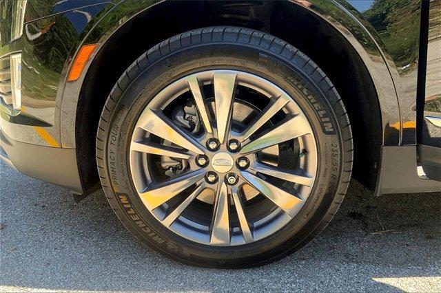 2024 Cadillac XT5 Vehicle Photo in KANSAS CITY, MO 64114-4545
