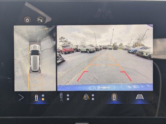 2025 Chevrolet Equinox Vehicle Photo in BRUNSWICK, GA 31525-1881