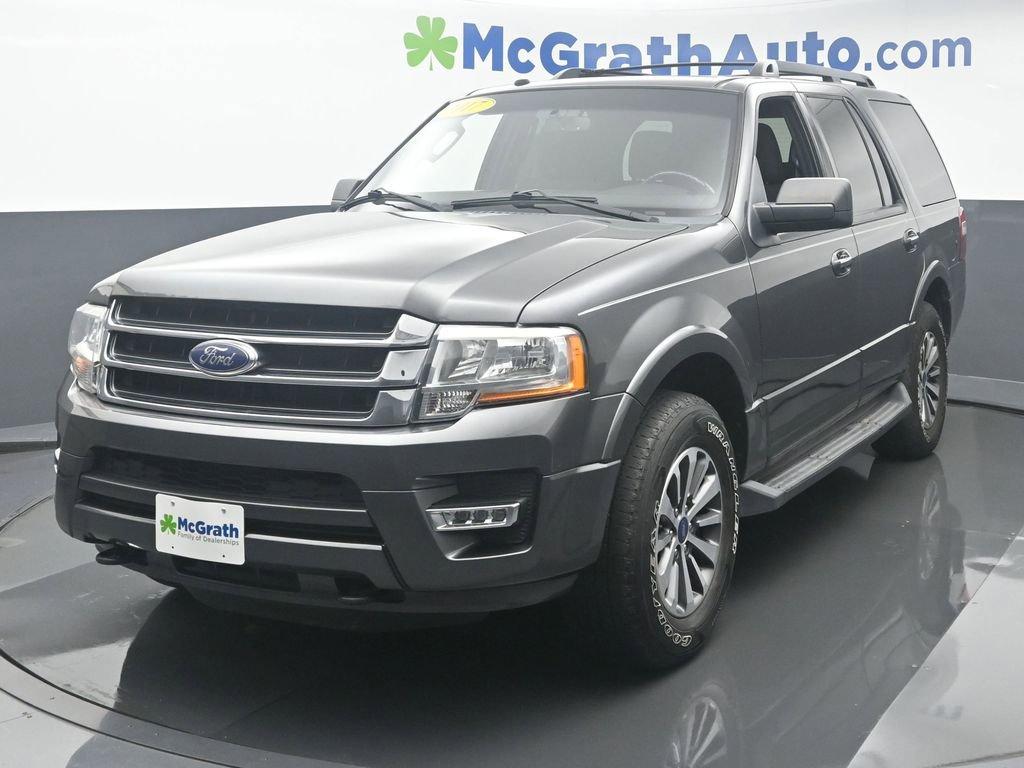 2017 Ford Expedition Vehicle Photo in Cedar Rapids, IA 52402