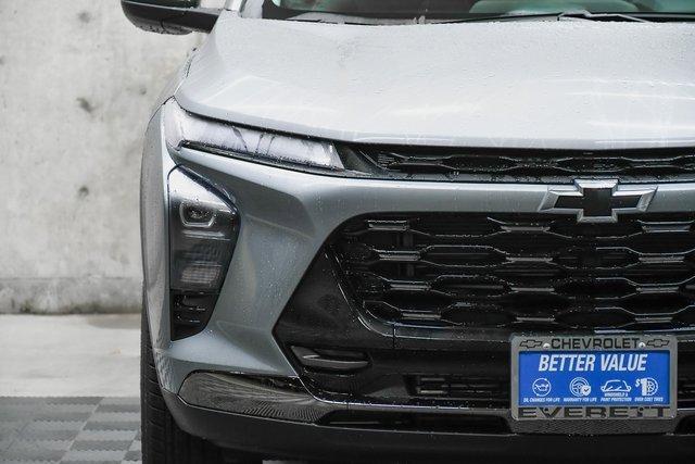 2025 Chevrolet Trax Vehicle Photo in EVERETT, WA 98203-5662