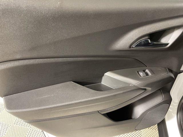 2025 Chevrolet Trax Vehicle Photo in PHOENIX, AZ 85014-3381