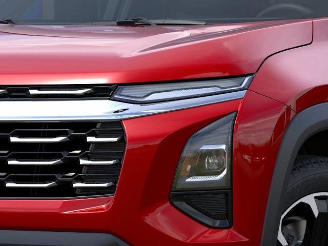 2025 Chevrolet Equinox Vehicle Photo in VALENCIA, CA 91355-1705