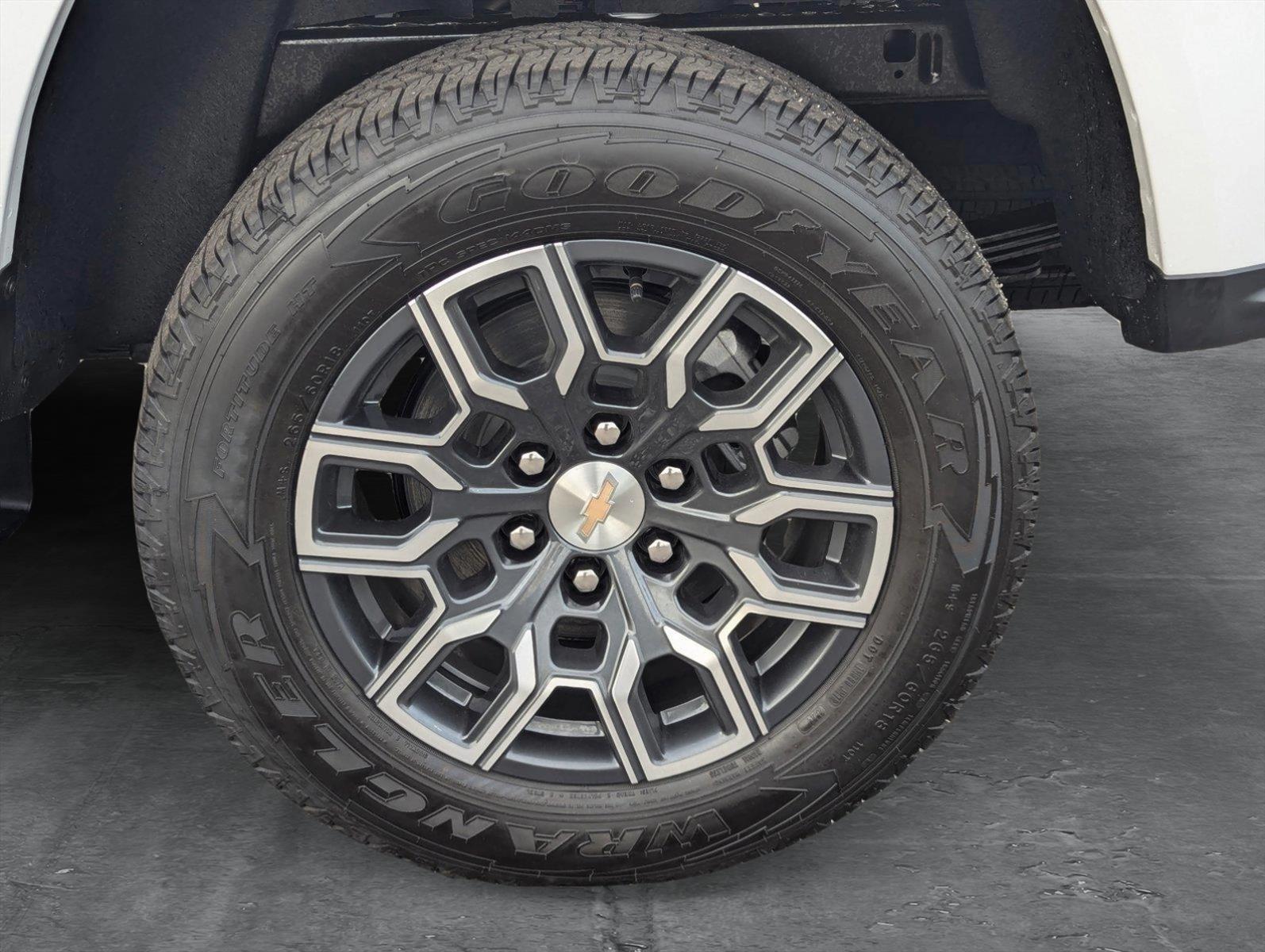 2024 Chevrolet Colorado Vehicle Photo in ORLANDO, FL 32812-3021