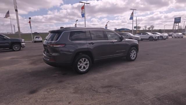 2023 Jeep Grand Cherokee L Vehicle Photo in NEDERLAND, TX 77627-8017