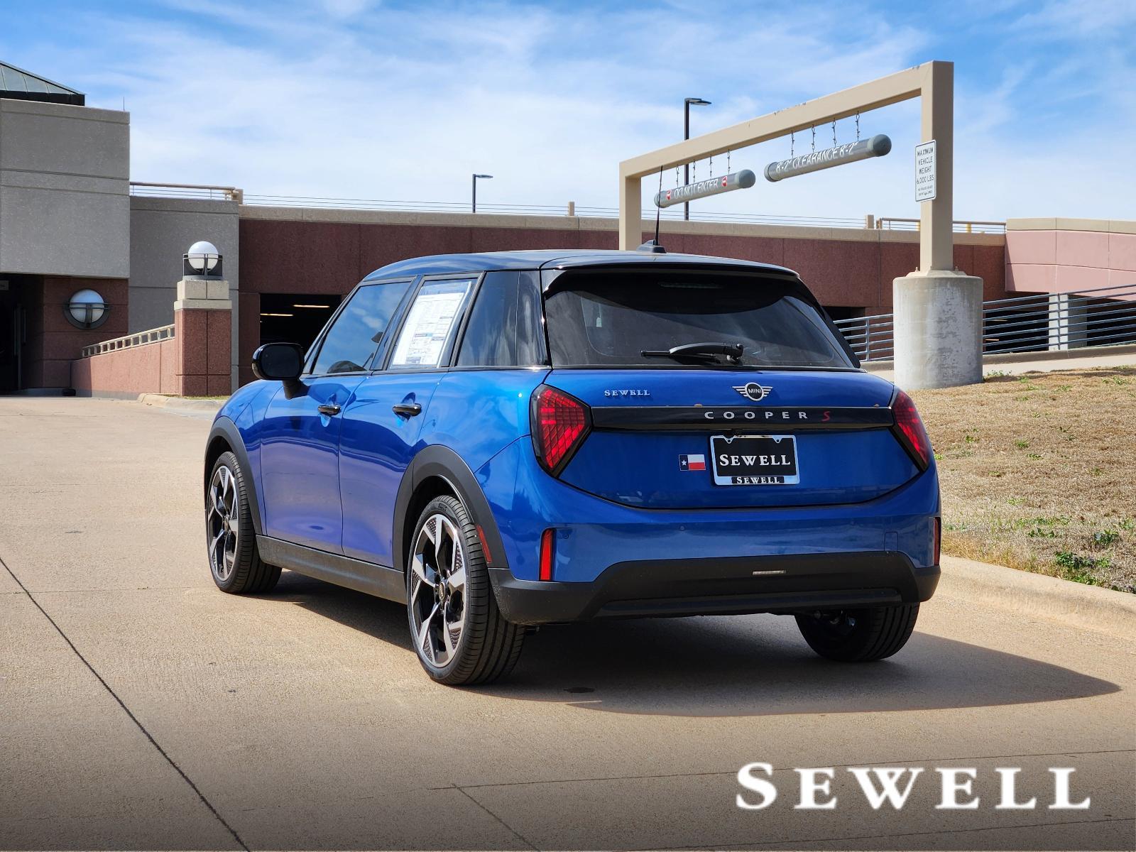 2025 MINI Cooper S Hardtop 4 Door Vehicle Photo in PLANO, TX 75024