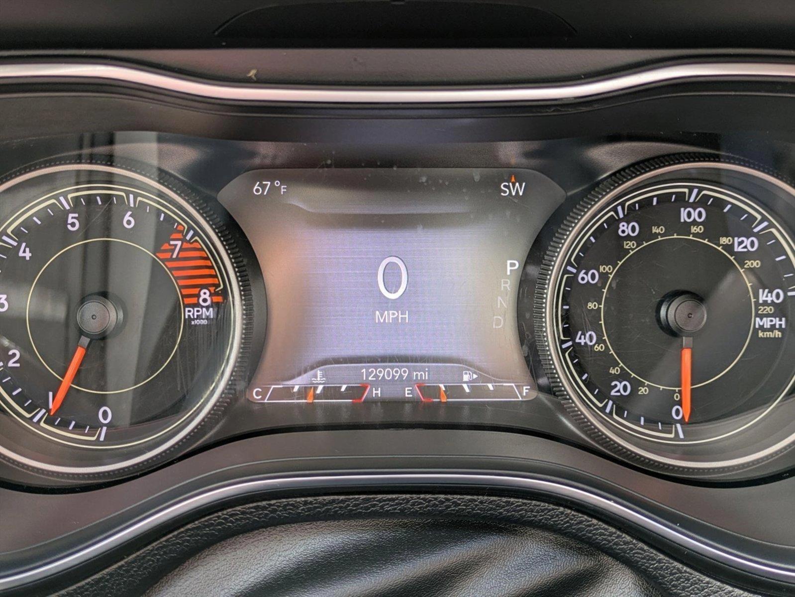 2019 Jeep Cherokee Vehicle Photo in GOLDEN, CO 80401-3850