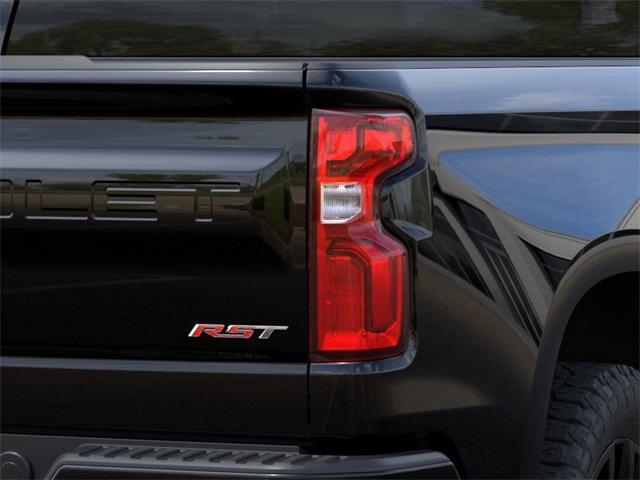 2025 Chevrolet Silverado 1500 Vehicle Photo in ENGLEWOOD, CO 80113-6708
