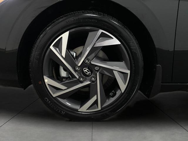 2024 Hyundai ELANTRA Vehicle Photo in Appleton, WI 54913