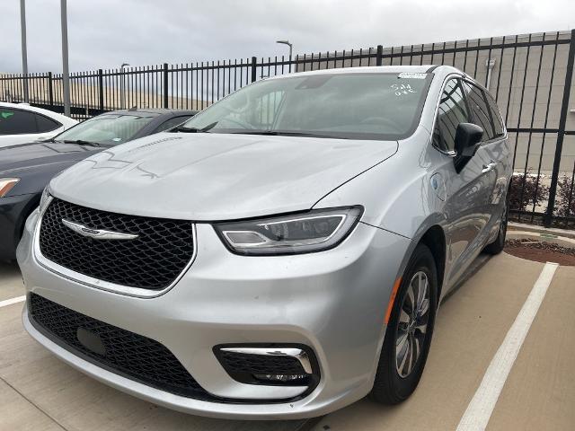 2024 Chrysler Pacifica Vehicle Photo in San Antonio, TX 78230