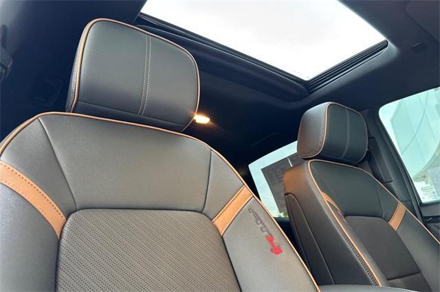 2023 GMC Canyon Vehicle Photo in ELK GROVE, CA 95757-8703
