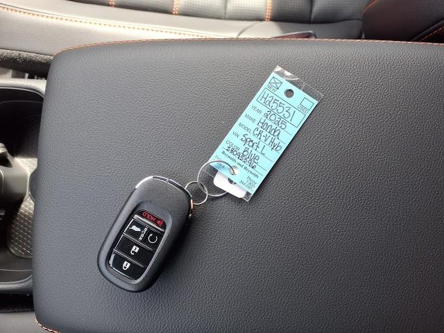 2025 Honda CR-V Hybrid Vehicle Photo in Oshkosh, WI 54904