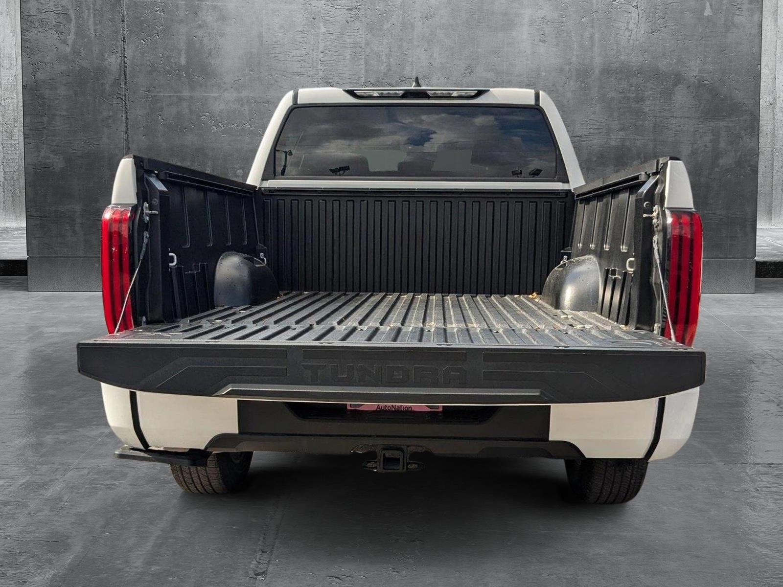 2024 Toyota Tundra 4WD Vehicle Photo in MIAMI, FL 33134-2699