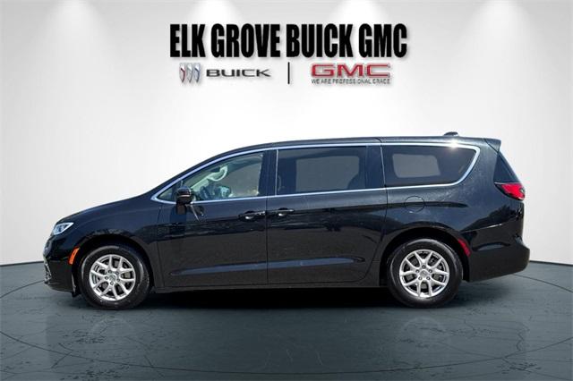 2023 Chrysler Pacifica Vehicle Photo in ELK GROVE, CA 95757-8703