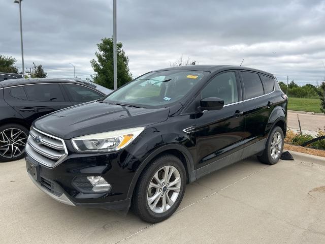 2017 Ford Escape Vehicle Photo in Grapevine, TX 76051