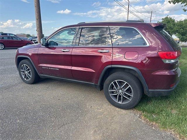 2017 Jeep Grand Cherokee Vehicle Photo in LANCASTER, PA 17601-0000