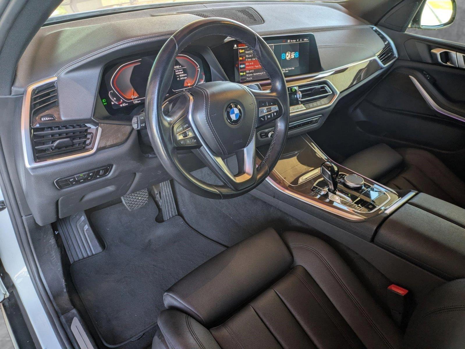 2022 BMW X5 sDrive40i Vehicle Photo in Valencia, CA 91355-1794