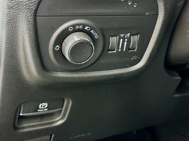 2023 Jeep Grand Cherokee L Vehicle Photo in Doylsetown, PA 18901