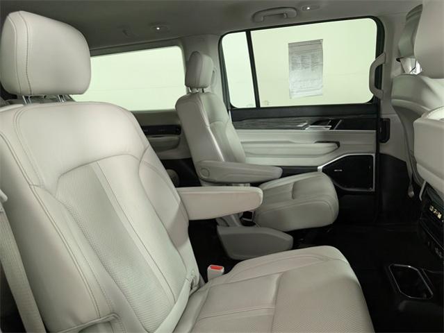 2022 Jeep Wagoneer Vehicle Photo in ENGLEWOOD, CO 80113-6708