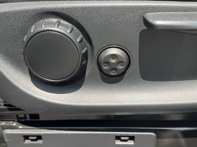 2020 Mercedes-Benz Metris Passenger Van Vehicle Photo in LEOMINSTER, MA 01453-2952