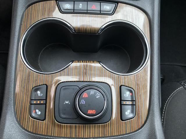 2022 GMC Acadia Vehicle Photo in GREEN BAY, WI 54303-3330