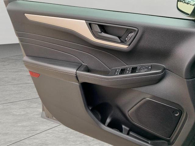 2022 Ford Escape Vehicle Photo in MADISON, WI 53713-3220