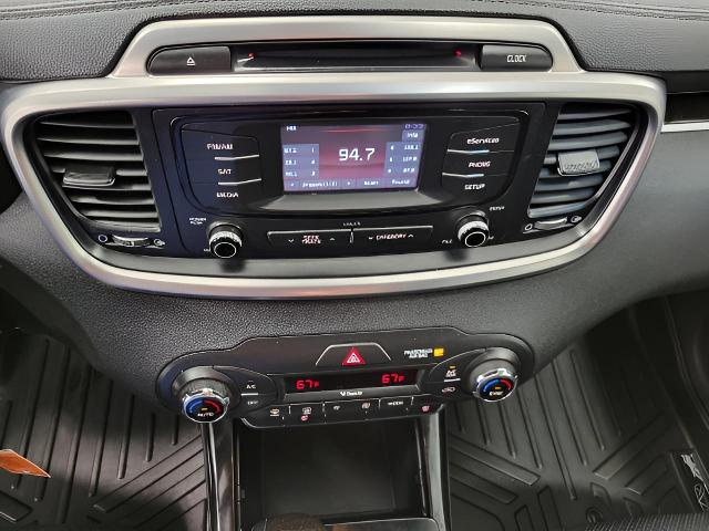 2016 Kia Sorento Vehicle Photo in Oshkosh, WI 54904