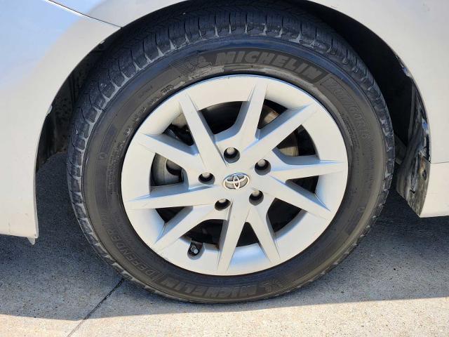 2014 Toyota Prius v Vehicle Photo in DENTON, TX 76210-9321