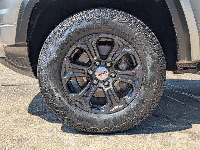 2023 GMC Canyon Vehicle Photo in BRUNSWICK, GA 31525-1881