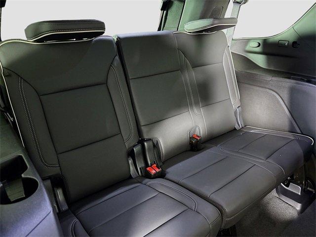 2025 Chevrolet Tahoe Vehicle Photo in PUYALLUP, WA 98371-4149