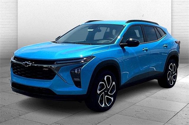 2025 Chevrolet Trax Vehicle Photo in TOPEKA, KS 66609-0000