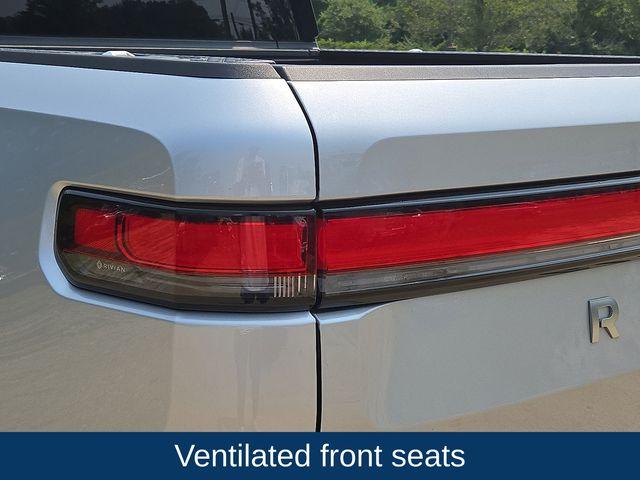 2025 Rivian R1T Vehicle Photo in WATERTOWN, CT 06795-3318