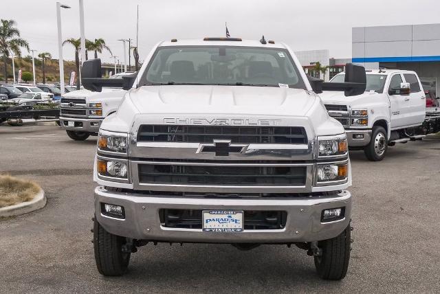 2023 Chevrolet Silverado Chassis Cab Vehicle Photo in VENTURA, CA 93003-8585