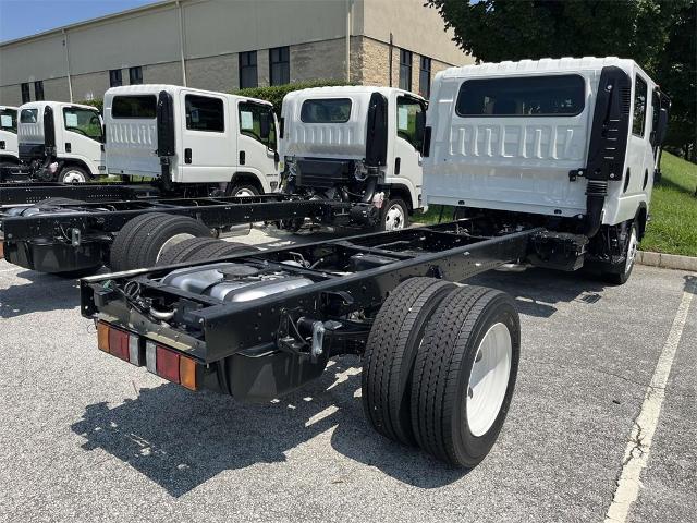 2025 Chevrolet Low Cab Forward 4500 Vehicle Photo in ALCOA, TN 37701-3235