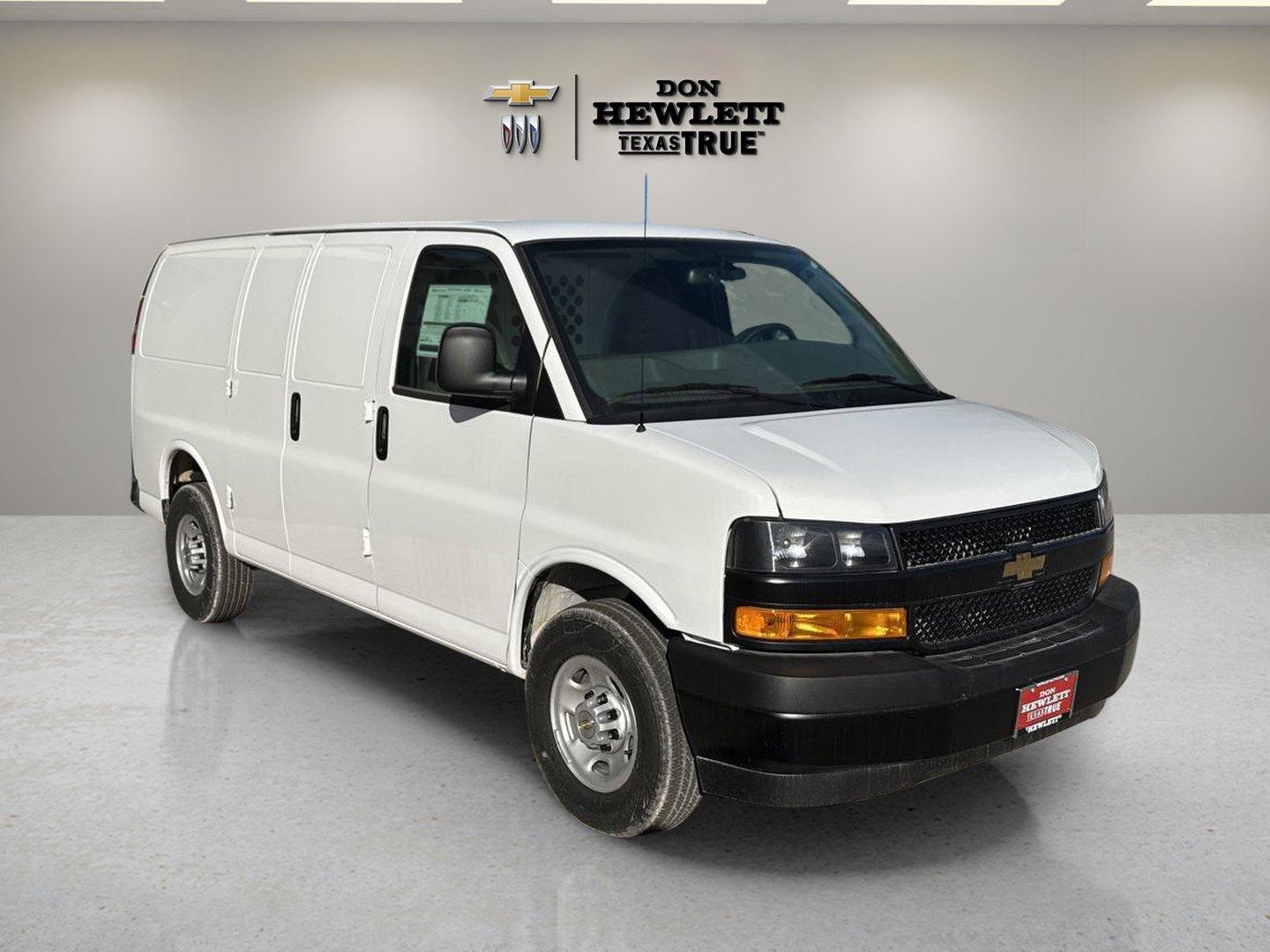 2024 Chevrolet Express Cargo 2500 Vehicle Photo in GEORGETOWN, TX 78626-7508
