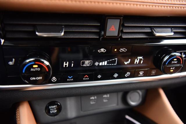 2025 Nissan Rogue Vehicle Photo in Ballwin, MO 63011