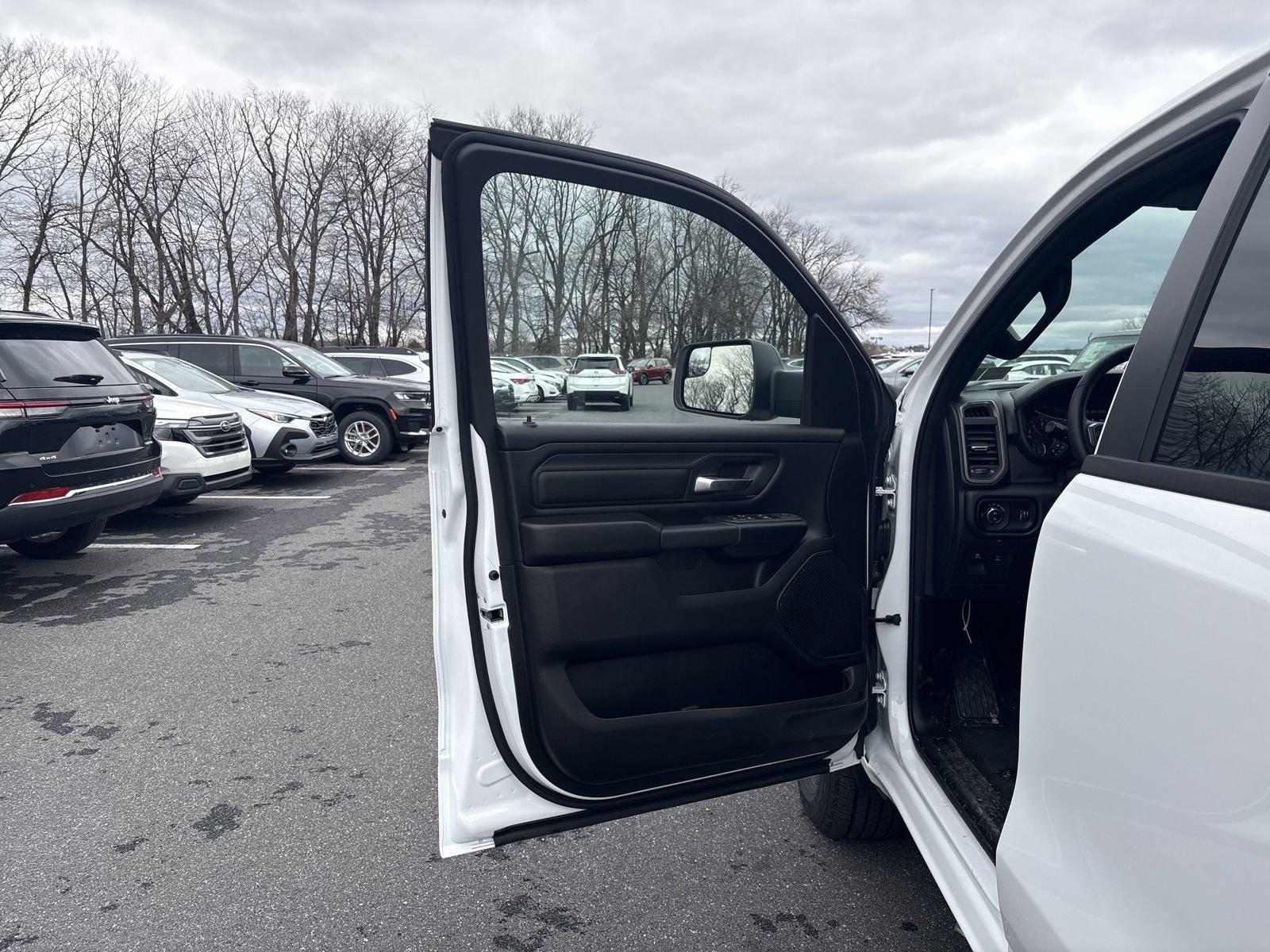 2025 Ram 1500 Vehicle Photo in Mechanicsburg, PA 17050-1707