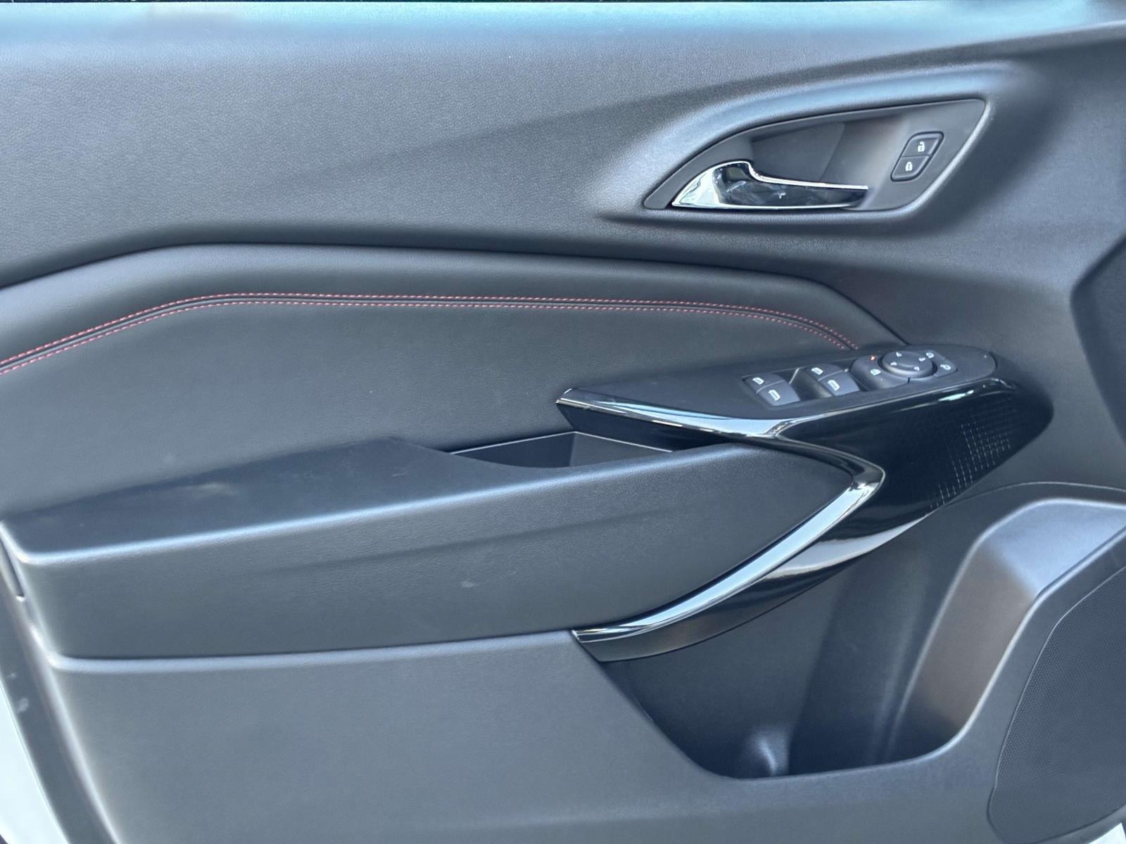 2025 Chevrolet Trax Vehicle Photo in LOS ANGELES, CA 90007-3794