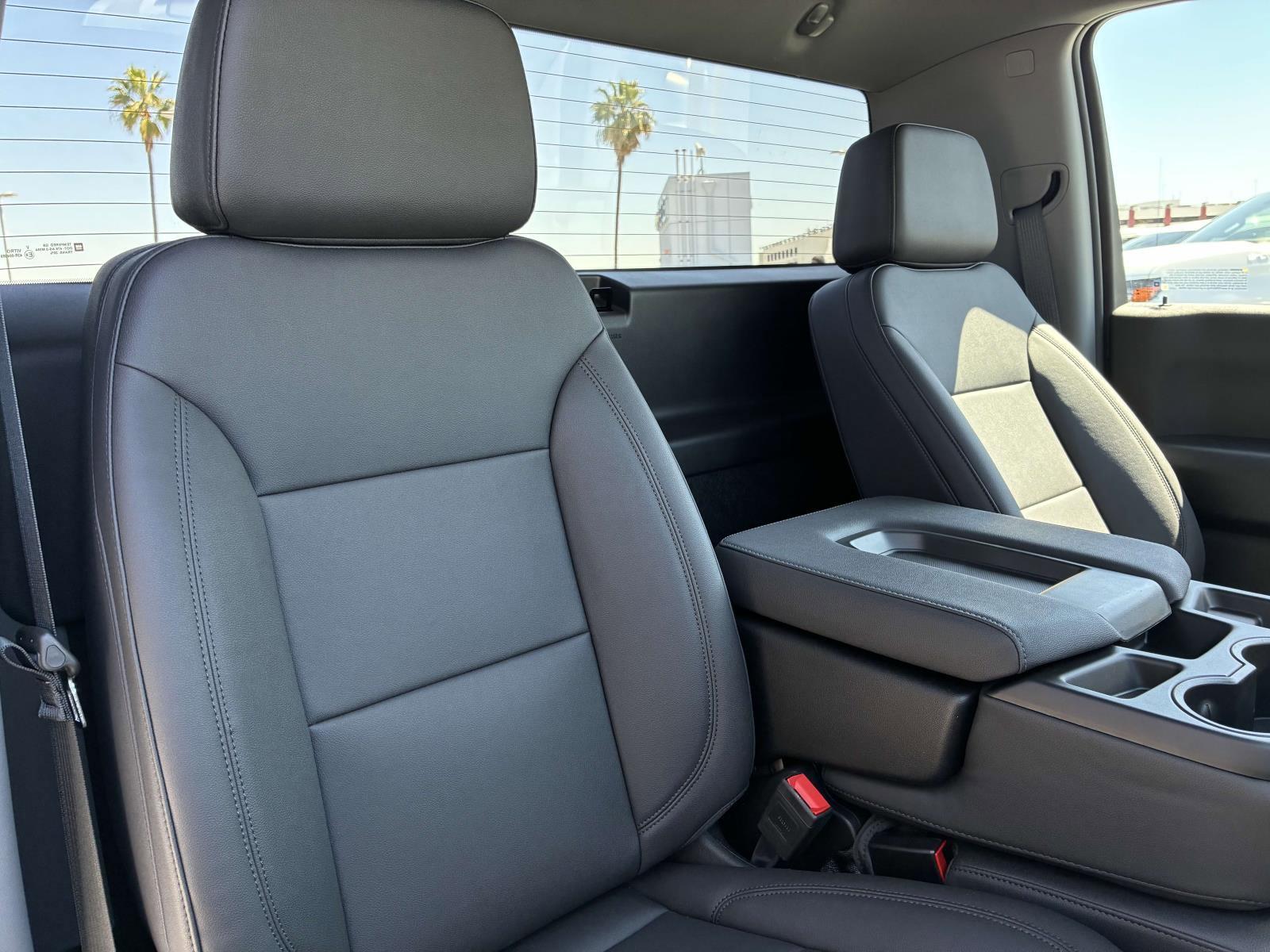 2025 Chevrolet Silverado 1500 Vehicle Photo in LOS ANGELES, CA 90007-3794