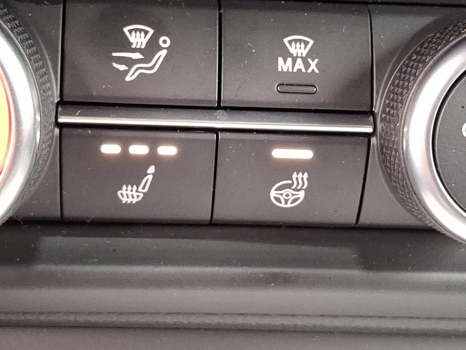2025 Alfa Romeo Stelvio Vehicle Photo in Willow Grove, PA 19090