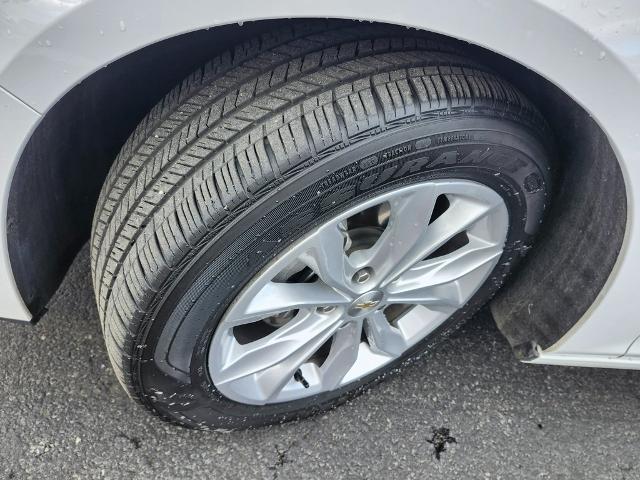 2024 Chevrolet Malibu Vehicle Photo in GREEN BAY, WI 54304-5303