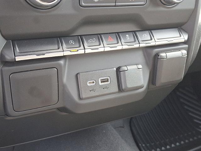 2021 Chevrolet Silverado 1500 Vehicle Photo in TREVOSE, PA 19053-4984