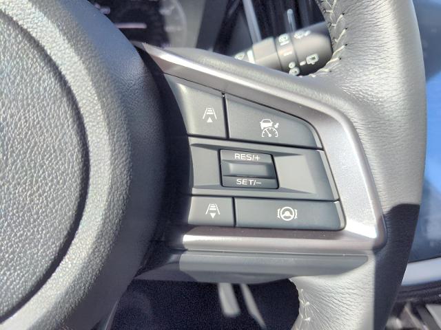 2025 Subaru Outback Vehicle Photo in Green Bay, WI 54304