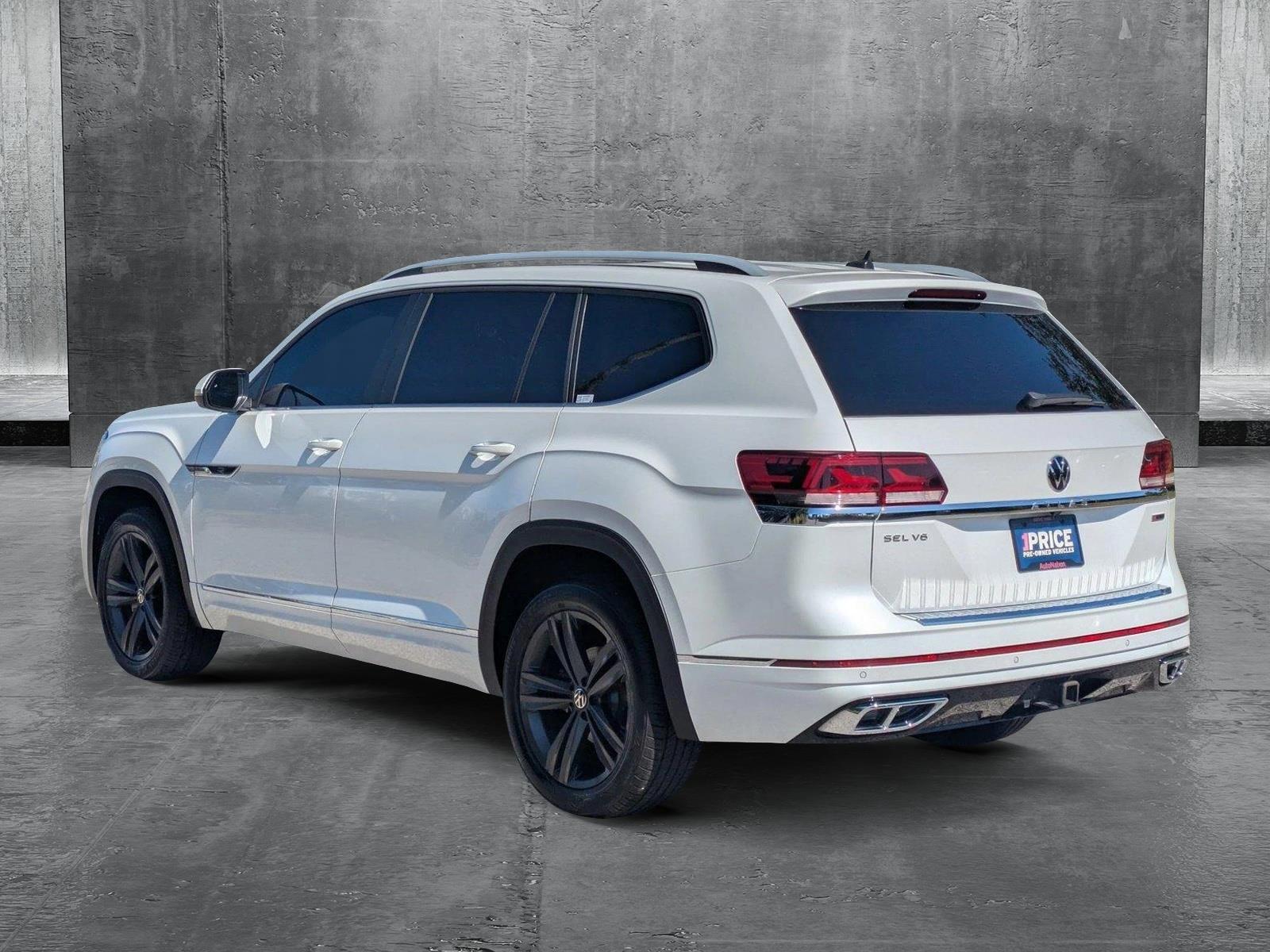2022 Volkswagen Atlas Vehicle Photo in Sarasota, FL 34231