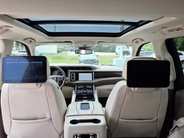 2023 GMC Yukon XL Vehicle Photo in ROXBORO, NC 27573-6143