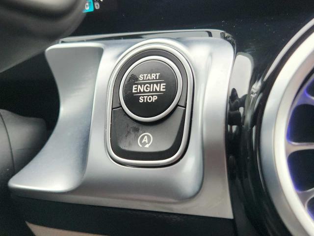 2025 Mercedes-Benz GLB Vehicle Photo in HOUSTON, TX 77079