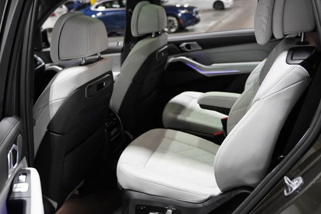 2025 BMW X7 xDrive40i Vehicle Photo in GRAPEVINE, TX 76051