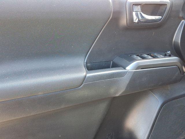 2023 Toyota Tacoma 4WD Vehicle Photo in DANBURY, CT 06810-5034