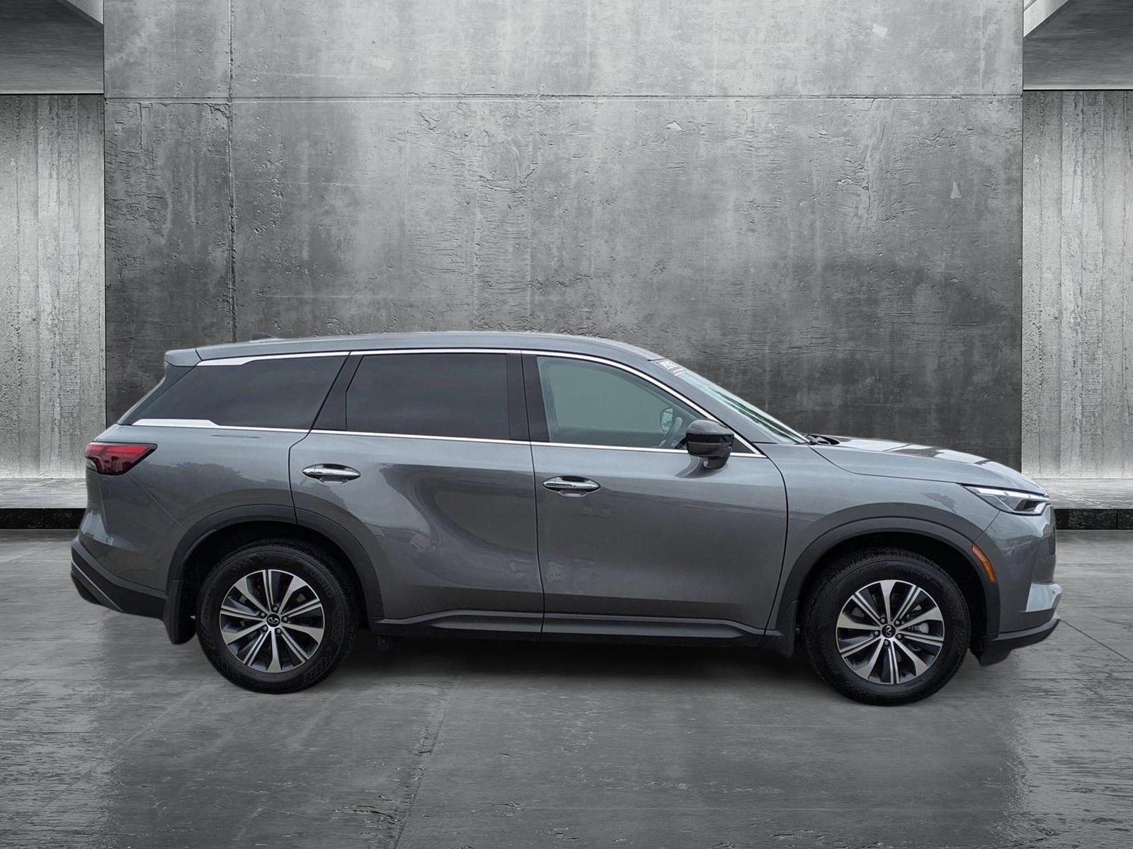 2025 INFINITI QX60 Vehicle Photo in Valencia, CA 91355-1794